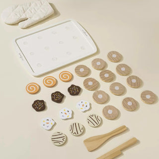 Wooden Play Cookie Set on DLK