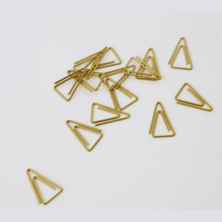 Monograph-Triangle Paper Clips on Design Life Kids